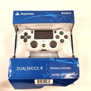 Sony Dualshock 4 White Playstation 4 Bluetooth Controller CUH-ZCT2U Open Box PS4